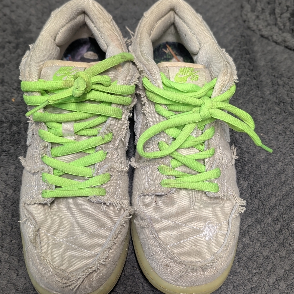 LIMITED MUMMY NIKE LOW DUNKS